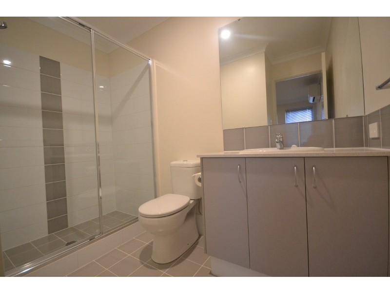 12 Glendalough Loop, Canning Vale WA 6155