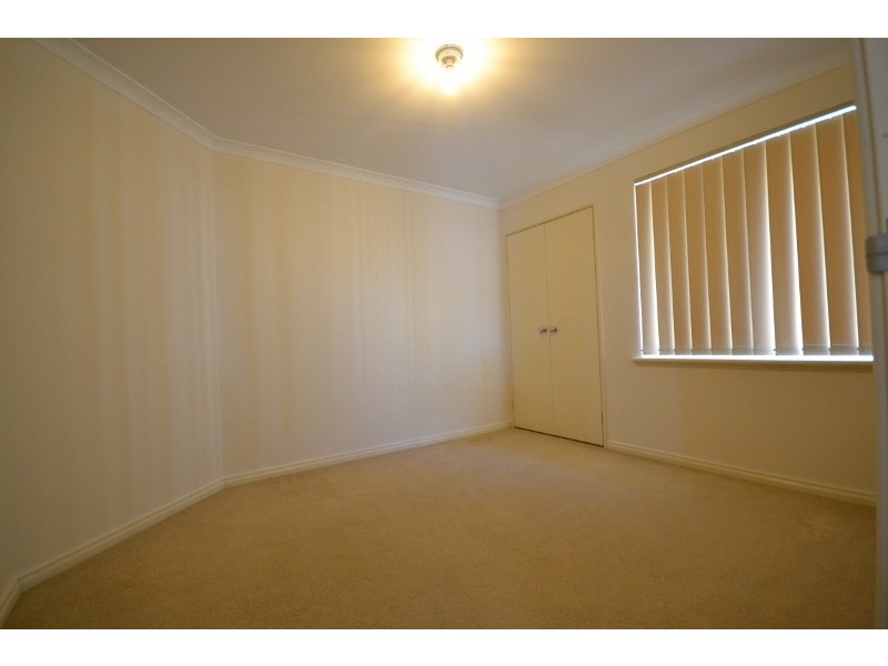 12 Makjanich Place, Success WA 6164