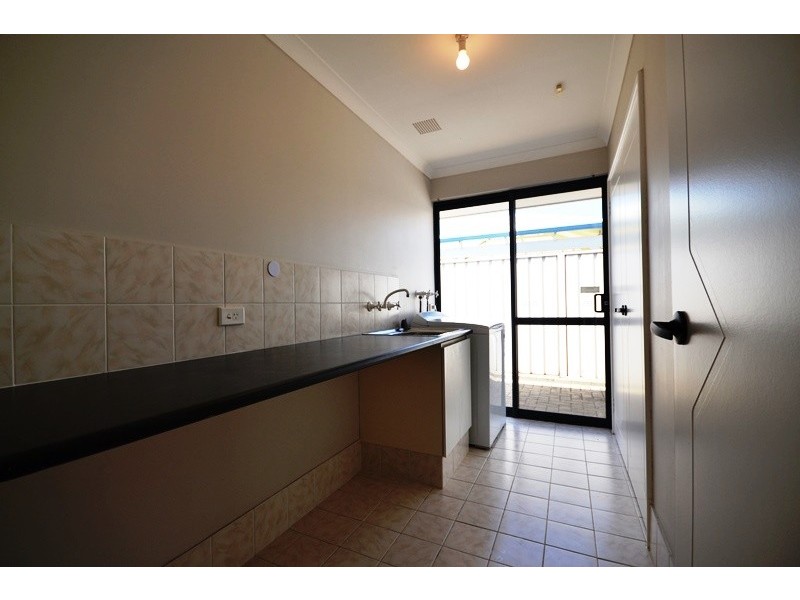 21 Engleswood Arcade, Canning Vale WA 6155