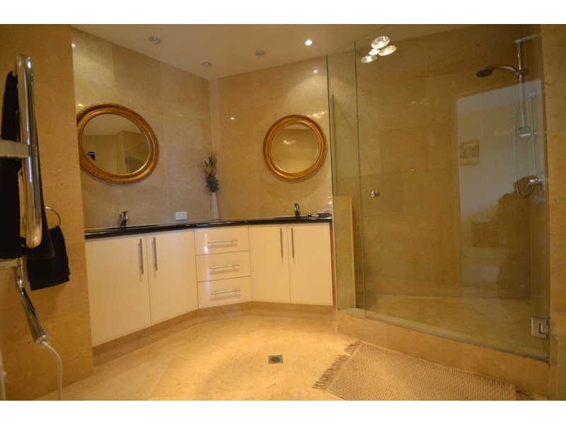 9/16 Mill Point Road, South Perth WA 6151