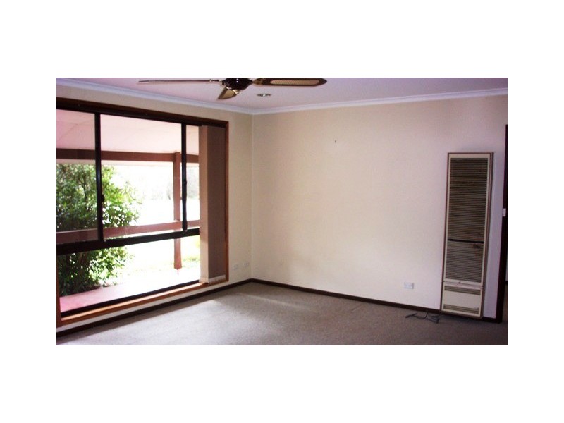 353 Southern Cross Drive, Holt ACT 2615