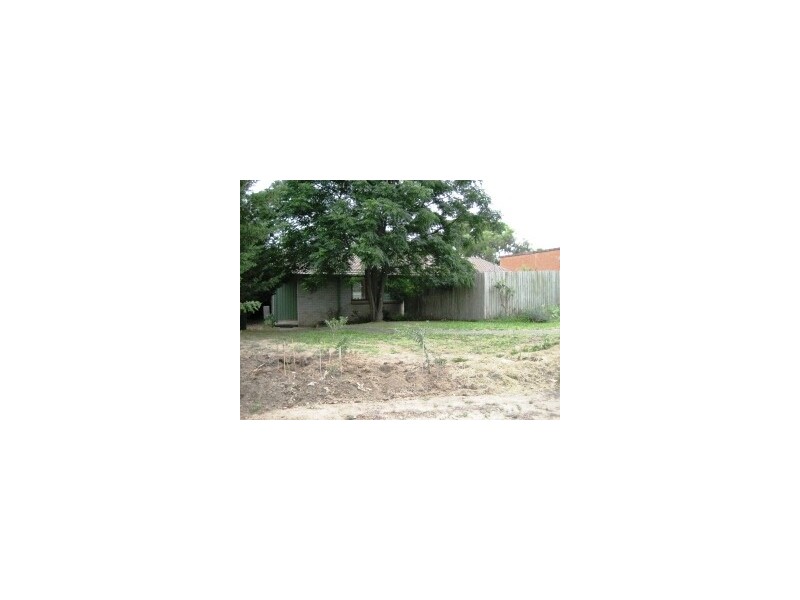 7 Waterfield Place, Charnwood ACT 2615