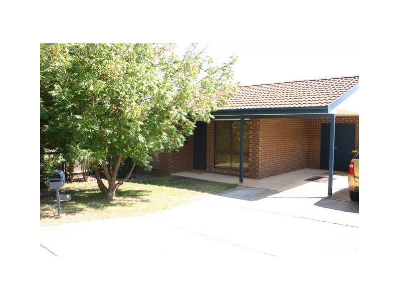 5 Burge Close, Holt ACT 2615