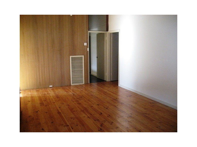 11 Gidabal Street, Aranda ACT 2614