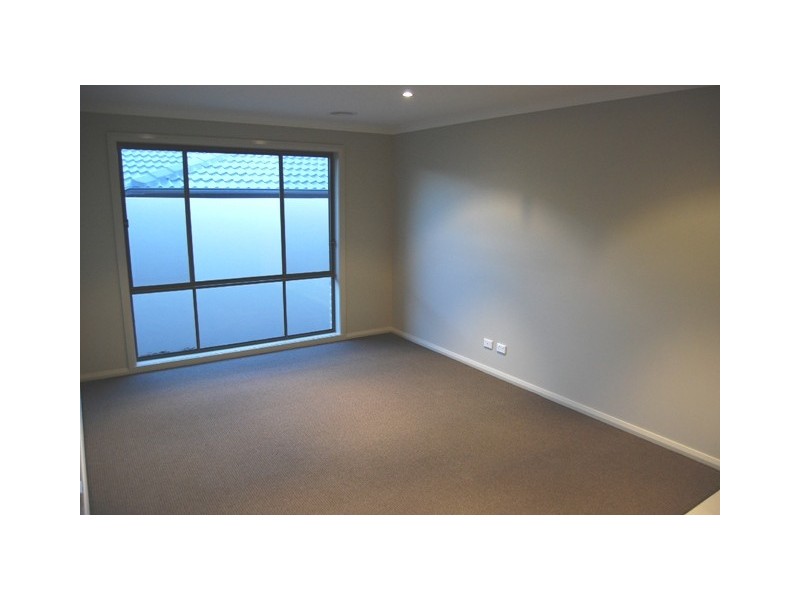 6  Eumarrah Street, Bonner ACT 2914