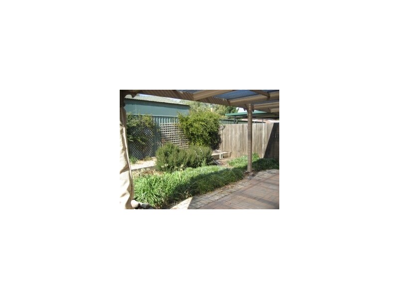 35 Thornhill Crescent, Dunlop ACT 2615