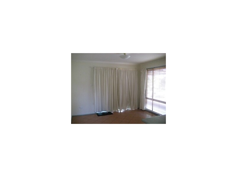 35 Thornhill Crescent, Dunlop ACT 2615