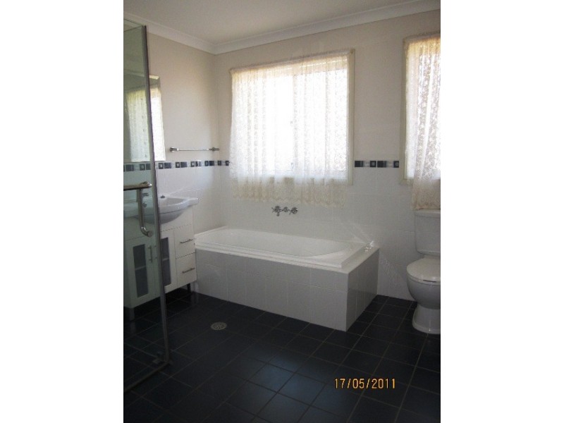 19 Mary Hall Circuit, Dunlop ACT 2615