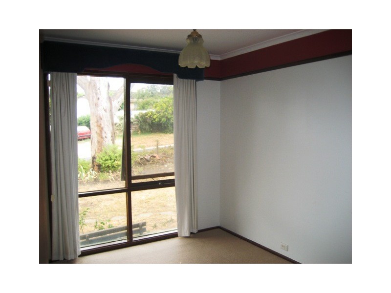 33 Garrad Court, Charnwood ACT 2615