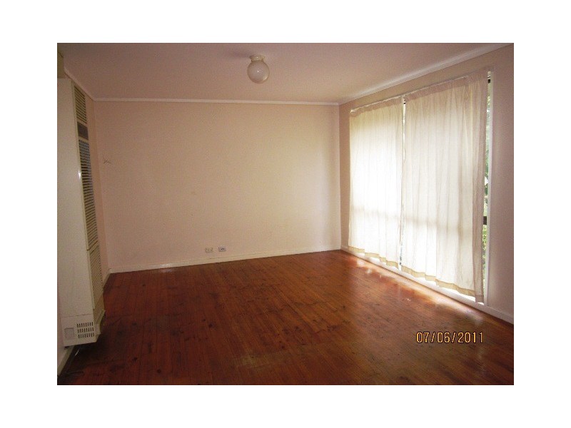 4 Packham Place, Charnwood ACT 2615