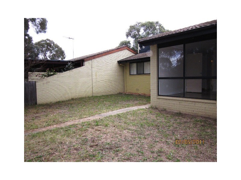 4 Packham Place, Charnwood ACT 2615