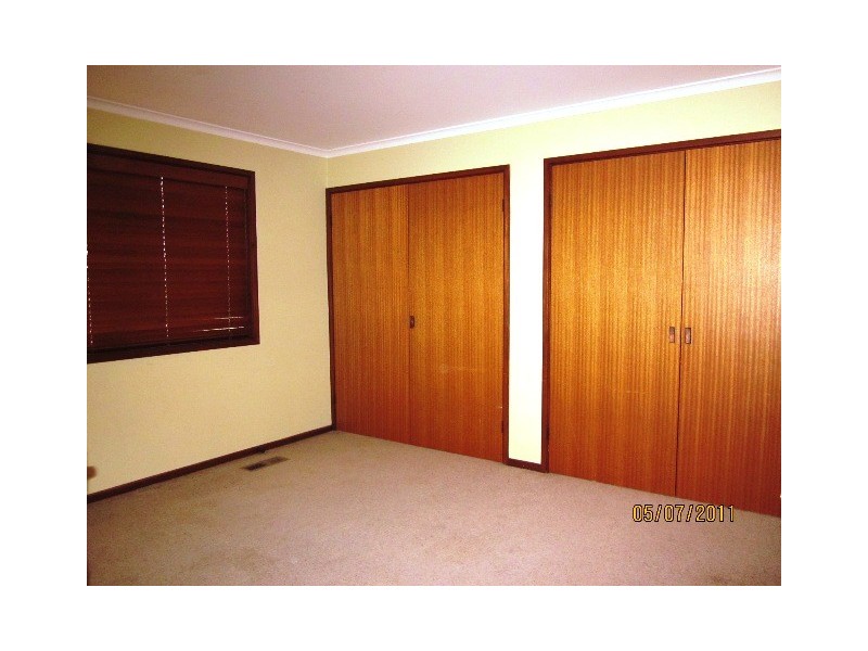9 Hibbins Place, Latham ACT 2615
