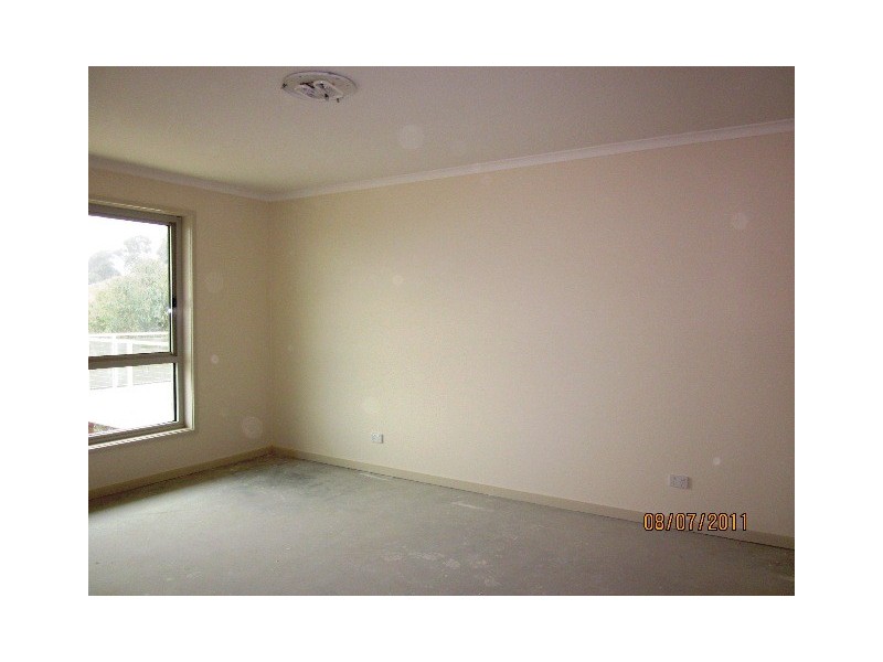 15 Cookson Place, Banks ACT 2906