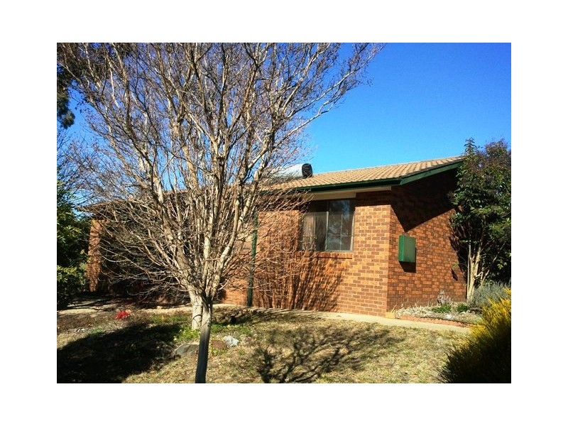 4 McArthur Place, Latham ACT 2615
