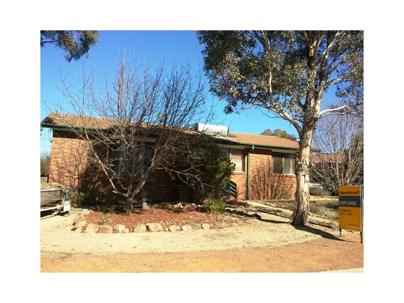 4 McArthur Place, Latham ACT 2615