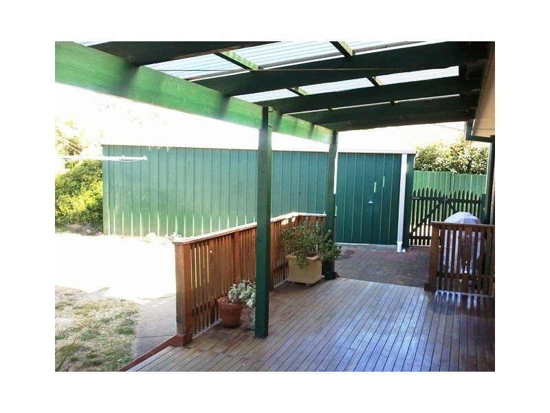 4 McArthur Place, Latham ACT 2615