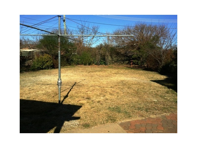 4 McArthur Place, Latham ACT 2615