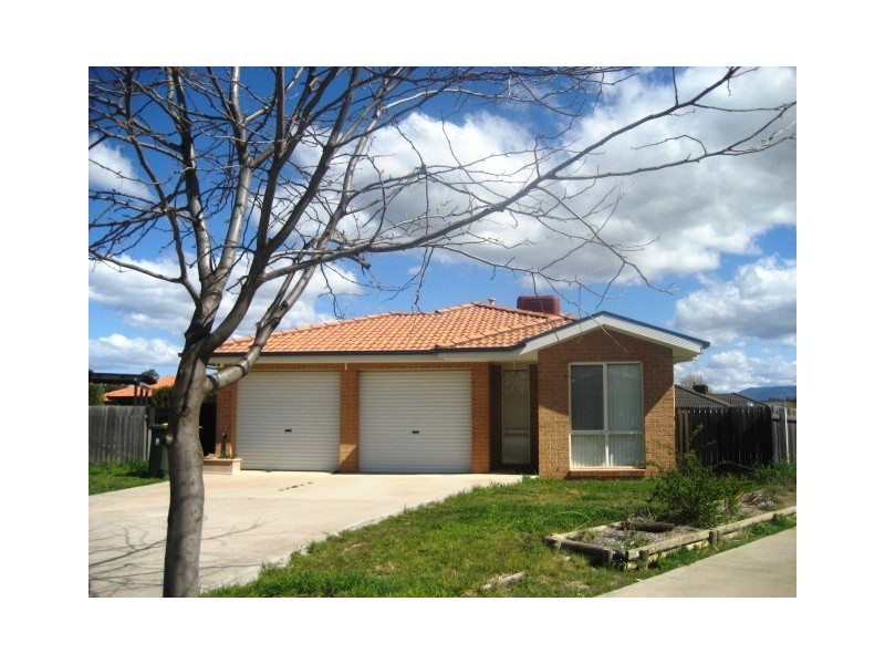 7 Leggo Place, Dunlop ACT 2615