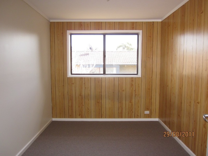 4 Kerr Place, Charnwood ACT 2615