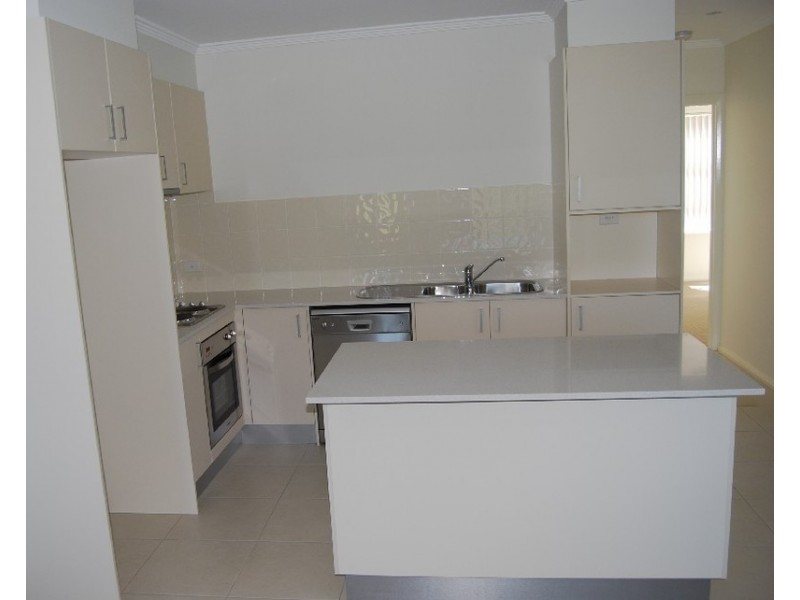 6/24 De Burgh Street, Lyneham ACT 2602