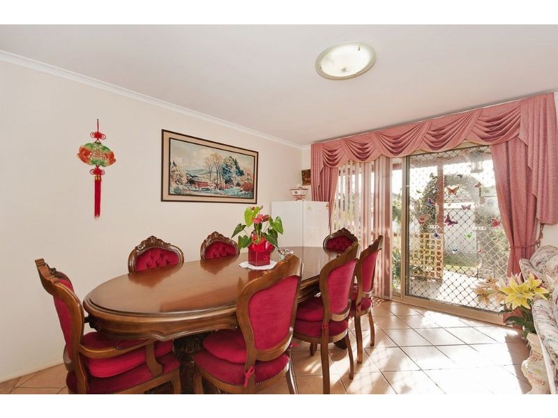 25 Britten Jones Drive, Holt ACT 2615