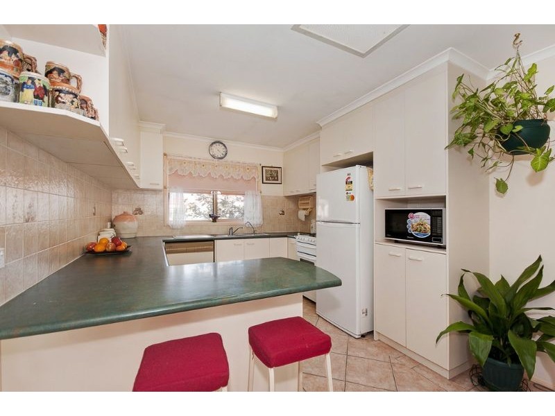 25 Britten Jones Drive, Holt ACT 2615