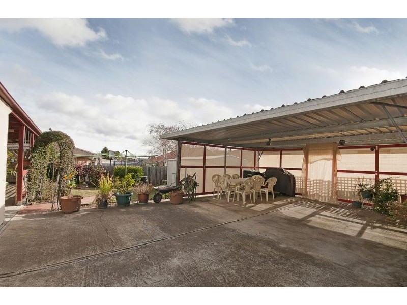 25 Britten Jones Drive, Holt ACT 2615
