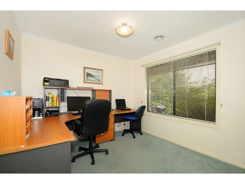 53 Benaroon Circuit, Amaroo ACT 2914