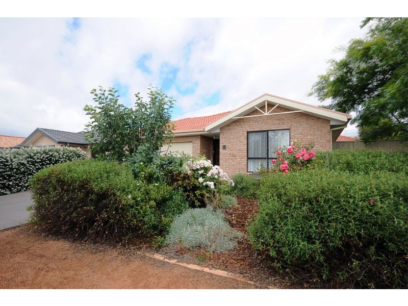 53 Benaroon Circuit, Amaroo ACT 2914
