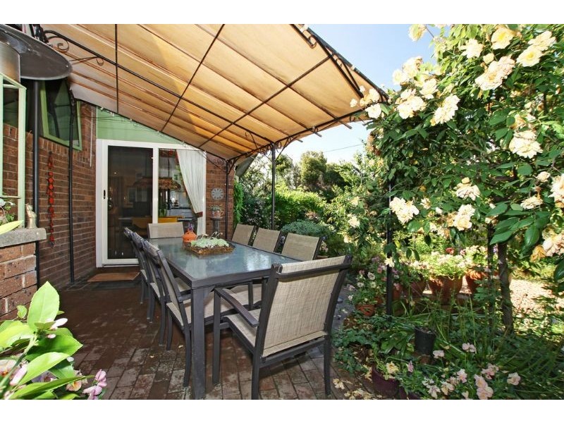 3 Don Place, Spence ACT 2615