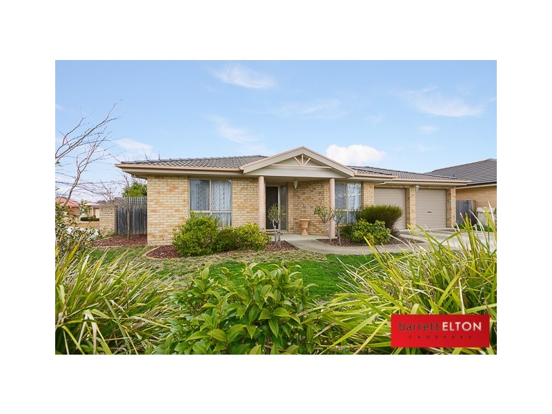 8 Pedrail Place, Dunlop ACT 2615