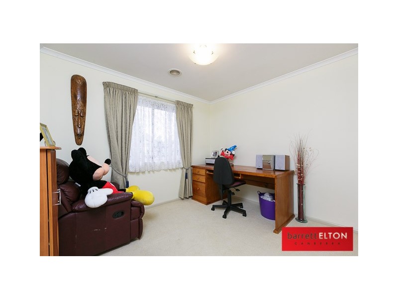 8 Pedrail Place, Dunlop ACT 2615