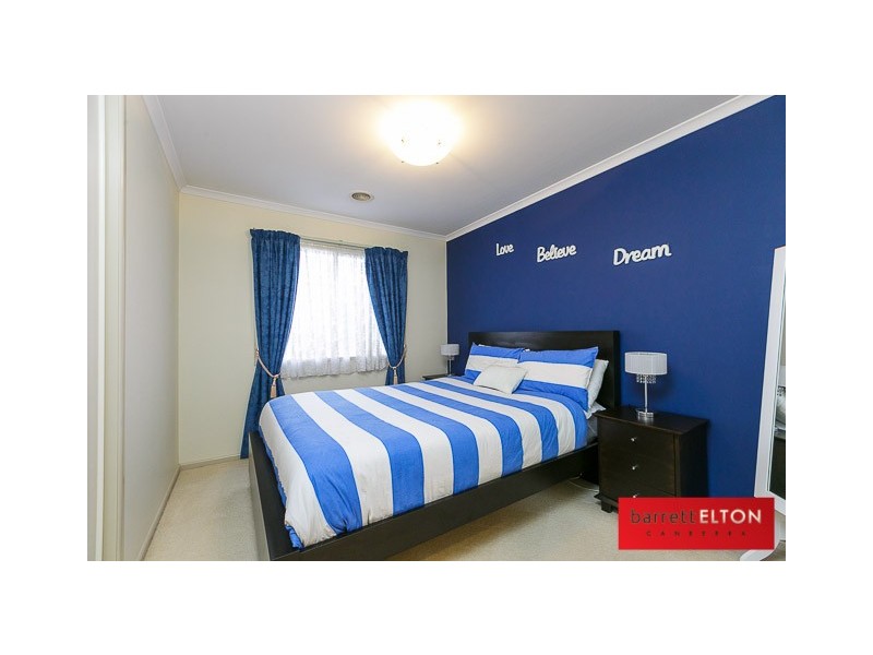 8 Pedrail Place, Dunlop ACT 2615