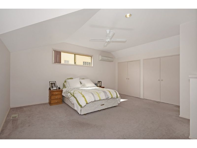 2 Watchorn Close, Holt ACT 2615