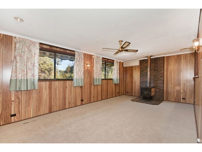 16 Macintyre Place, Charnwood ACT 2615