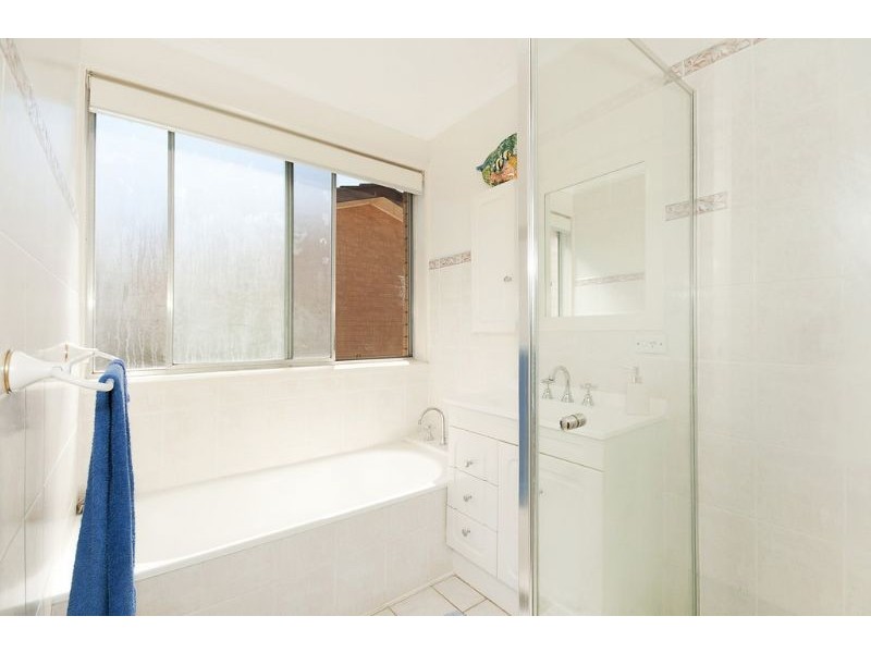 73 Denny Street, Latham ACT 2615