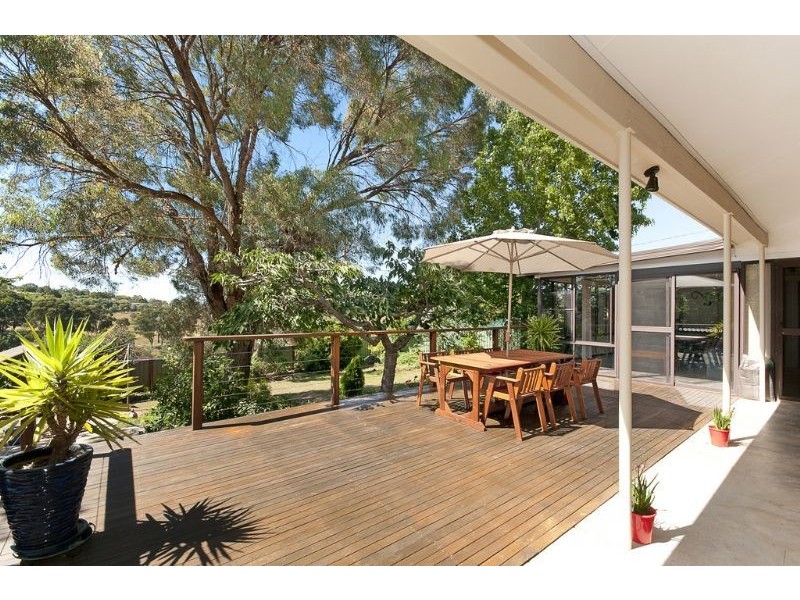 73 Denny Street, Latham ACT 2615