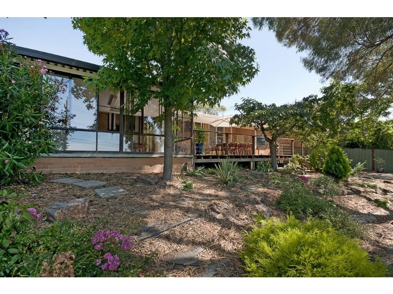 73 Denny Street, Latham ACT 2615