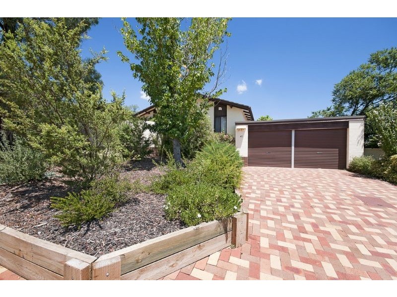 42 Macrossan Crescent, Latham ACT 2615