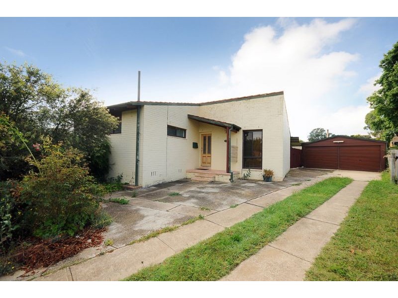 3 Lendon Place, Macgregor ACT 2615