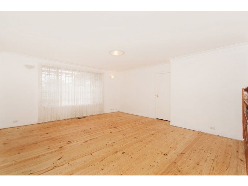 39 Calder Crescent, Holder ACT 2611