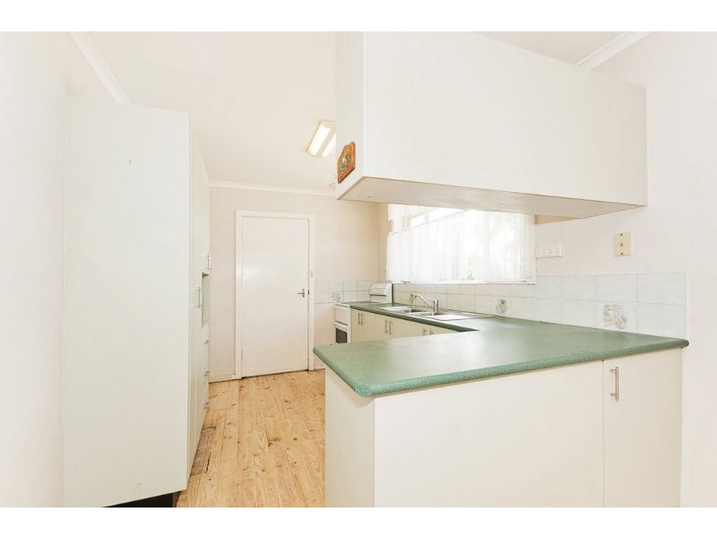 39 Calder Crescent, Holder ACT 2611