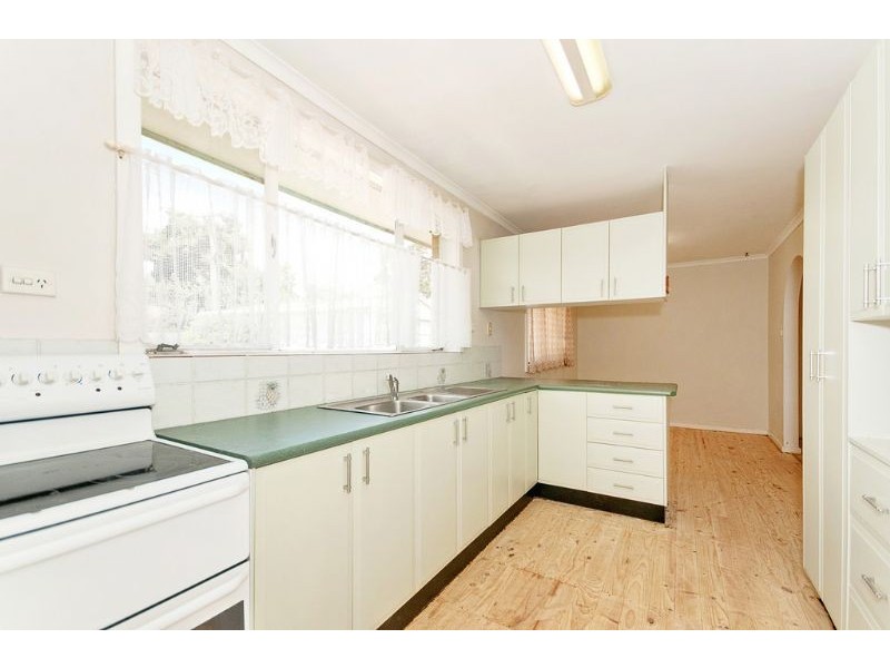 39 Calder Crescent, Holder ACT 2611