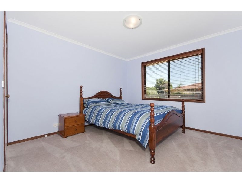 1 Barn Place, Palmerston ACT 2913