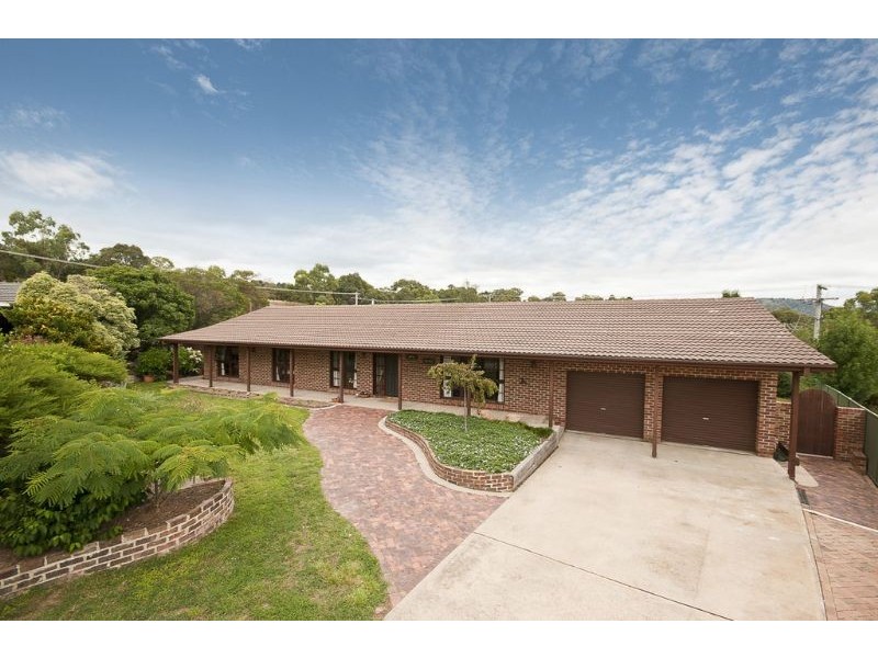 8 Golding Place, Chisholm ACT 2905