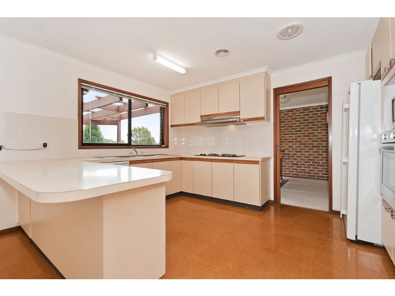 8 Golding Place, Chisholm ACT 2905