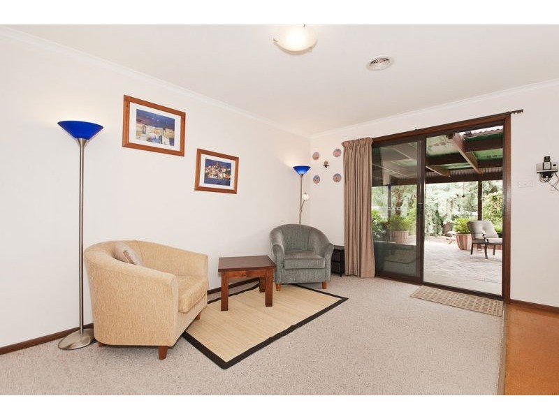 8 Golding Place, Chisholm ACT 2905