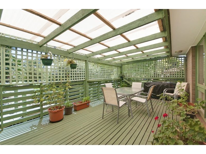 5 Shand Place, Latham ACT 2615