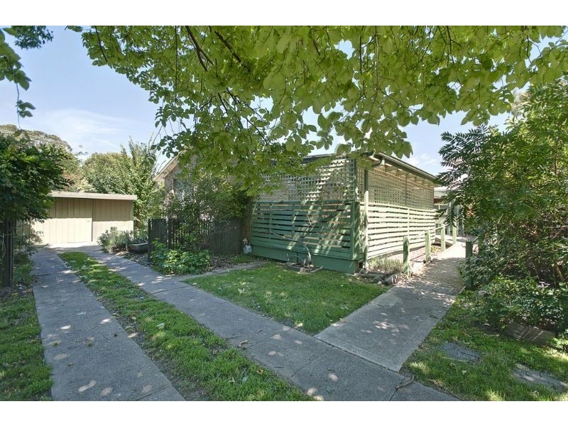 5 Shand Place, Latham ACT 2615