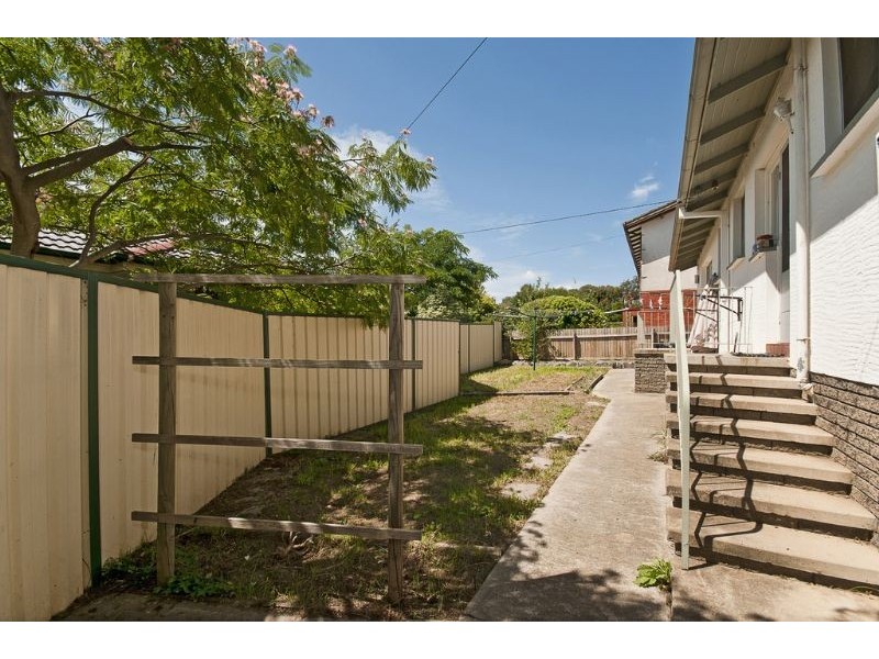 8 Belconnen Way, Page ACT 2614